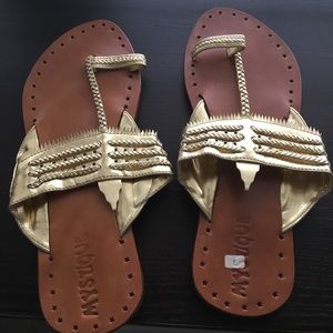 Brand new gold Mystique sandals - size 7